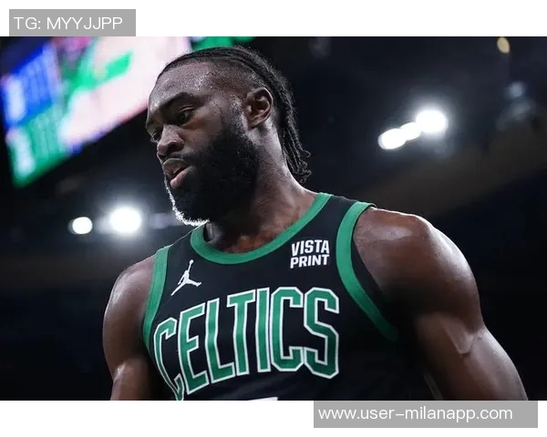 杰伦布朗称赞蒂尔曼表现出色末节发挥堪称现象级的全能球员