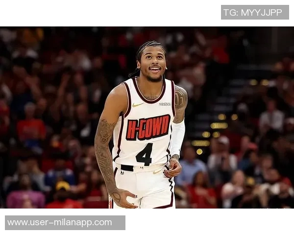 杰伦格林高中球衣退役仪式太阳主教练与新队友齐聚祝贺