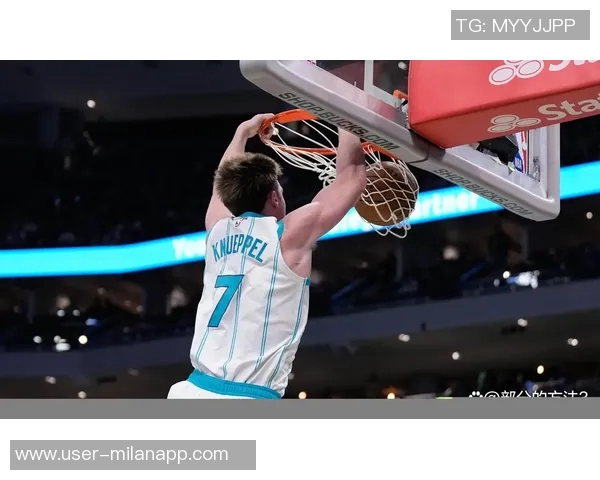 弗拉格狂砍42分提升场均09分距克尼佩尔仅差06分