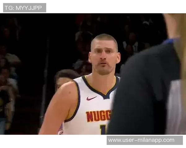 小萨被约基奇剃成地中海漫画家调侃约基奇传球风格幽默搞笑