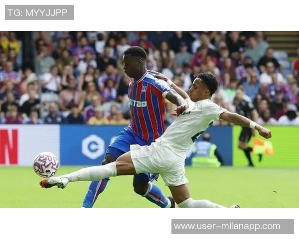 法尔克透露格伊希望离开水晶宫拜仁对其表现出浓厚兴趣